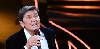Gianni Morandi canta