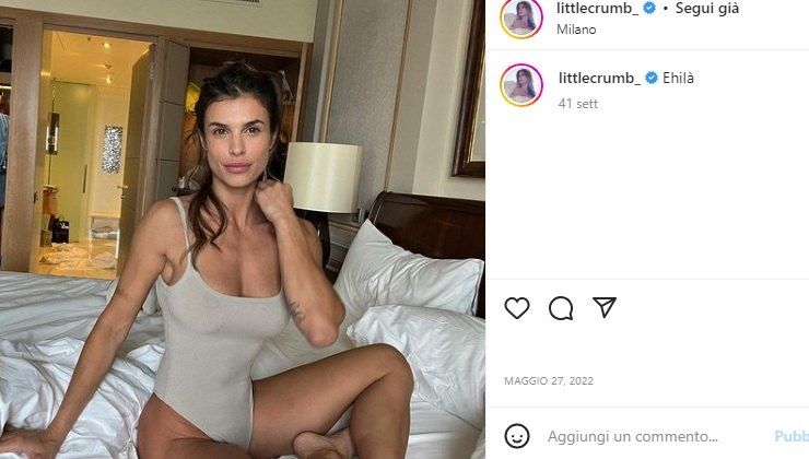 Elisabetta Canalis sul letto