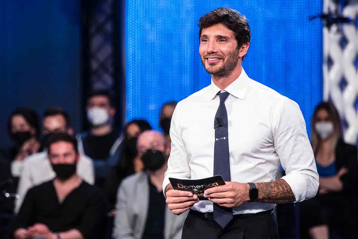 il video di Stefano De Martino