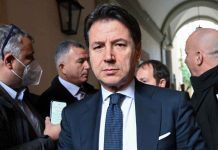 Giuseppe Conte beccato!
