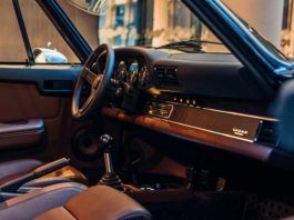 Un vecchissimo modello di Porsche in vendita ad una cifra folle