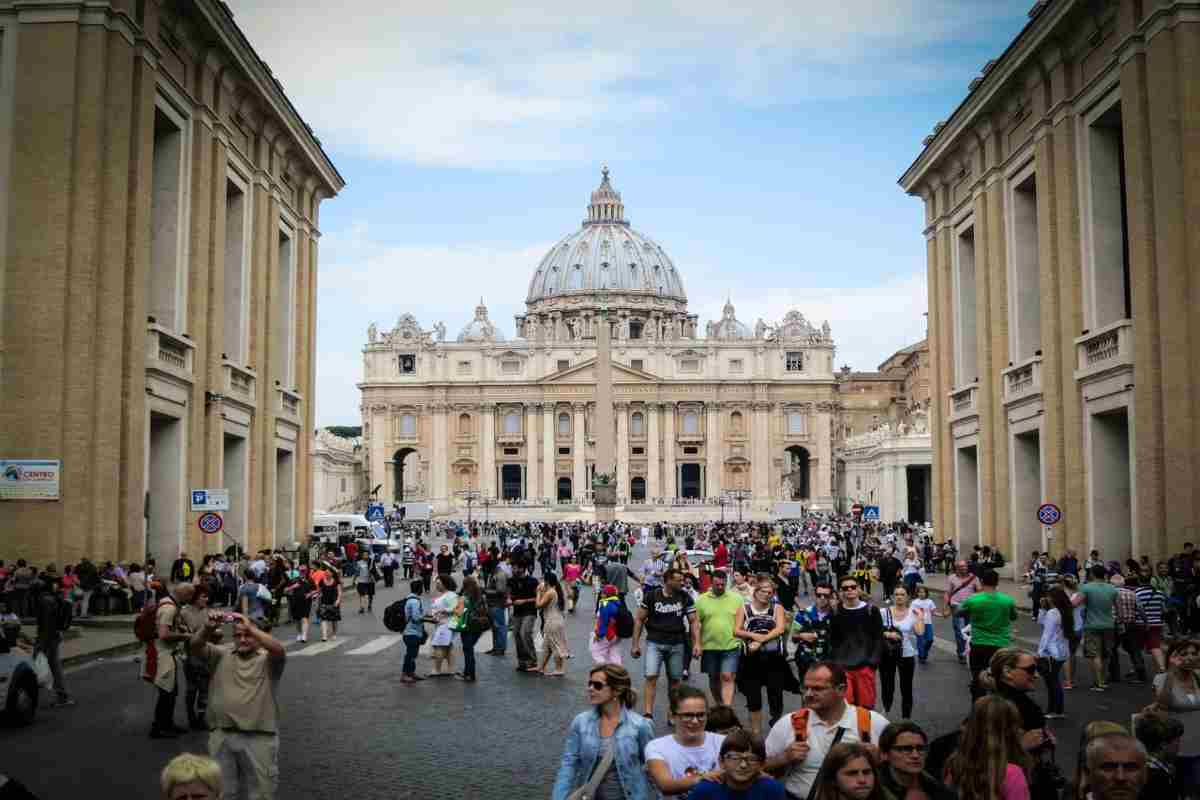 La Chiesa non crede alla profezia sui due Papi