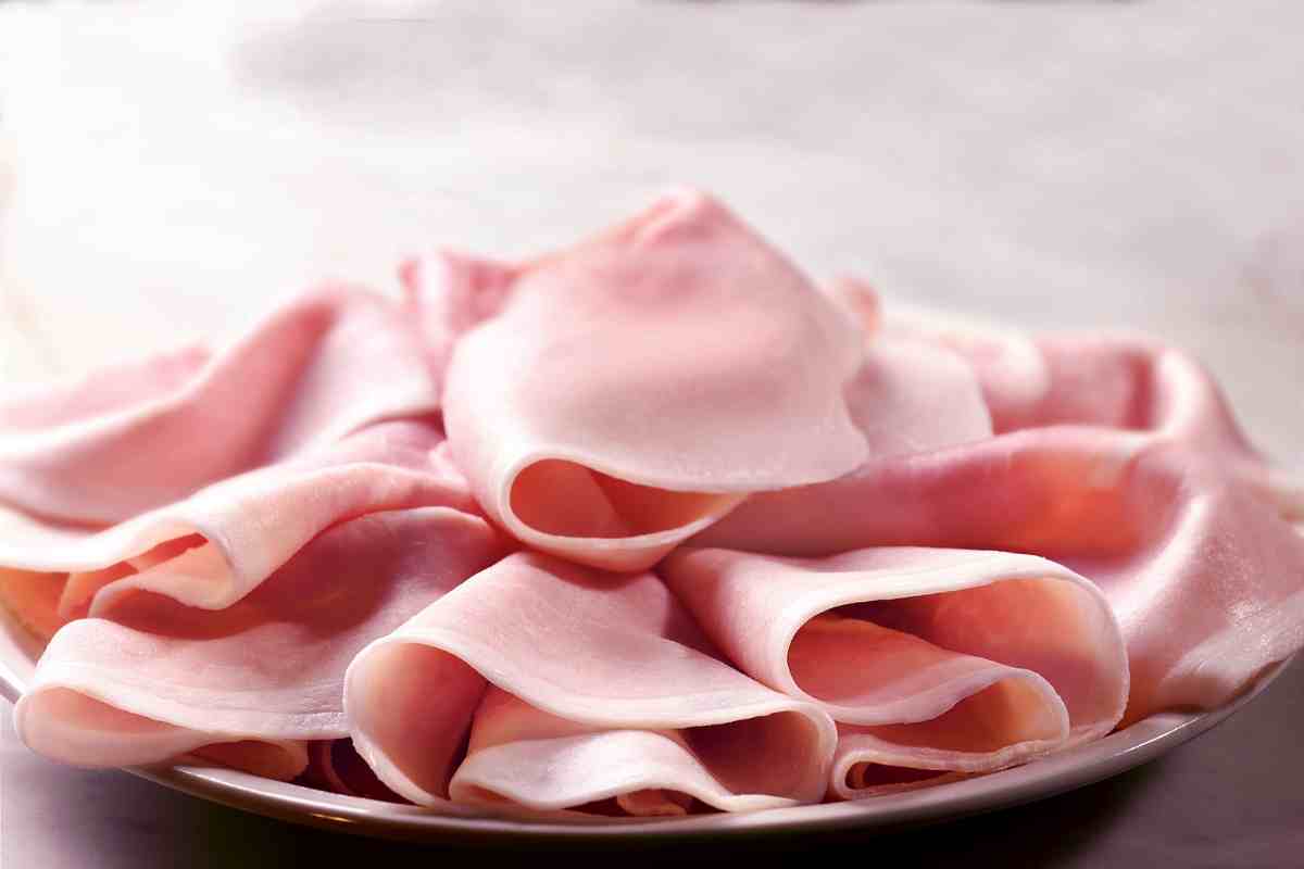 Cosa accade se si mangia molto prosciutto cotto