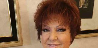 orietta berti casa dettagli interno giardino