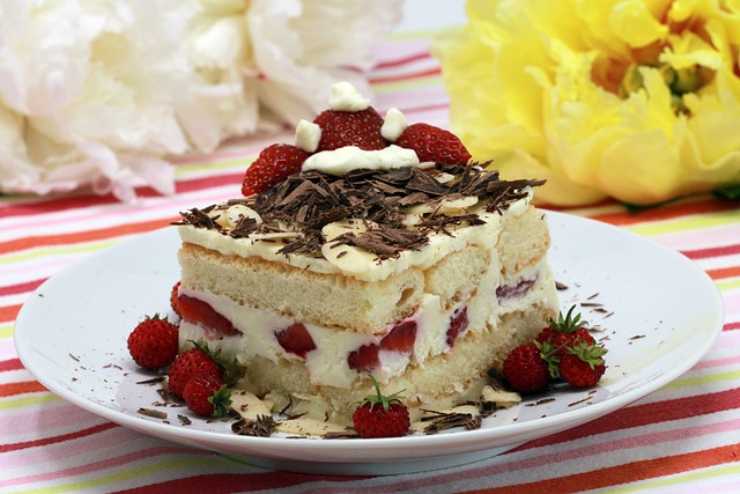 tiramisu alle fragole