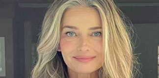 top model nuda a 58 anni
