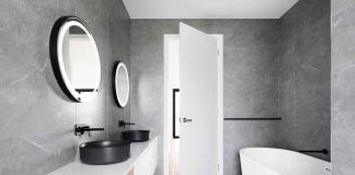 Bagno sempre pulito col trucco della bottiglietta