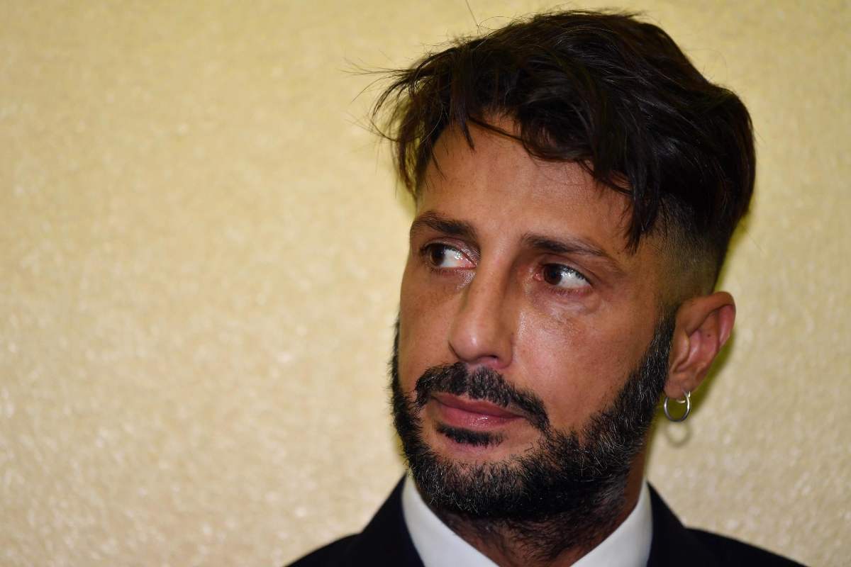 fabrizio corona folla