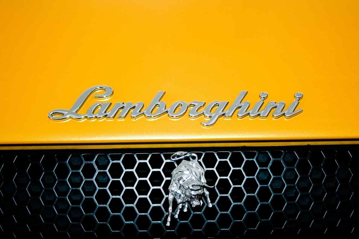 La Guardia di Finanza usa una Lamborghini