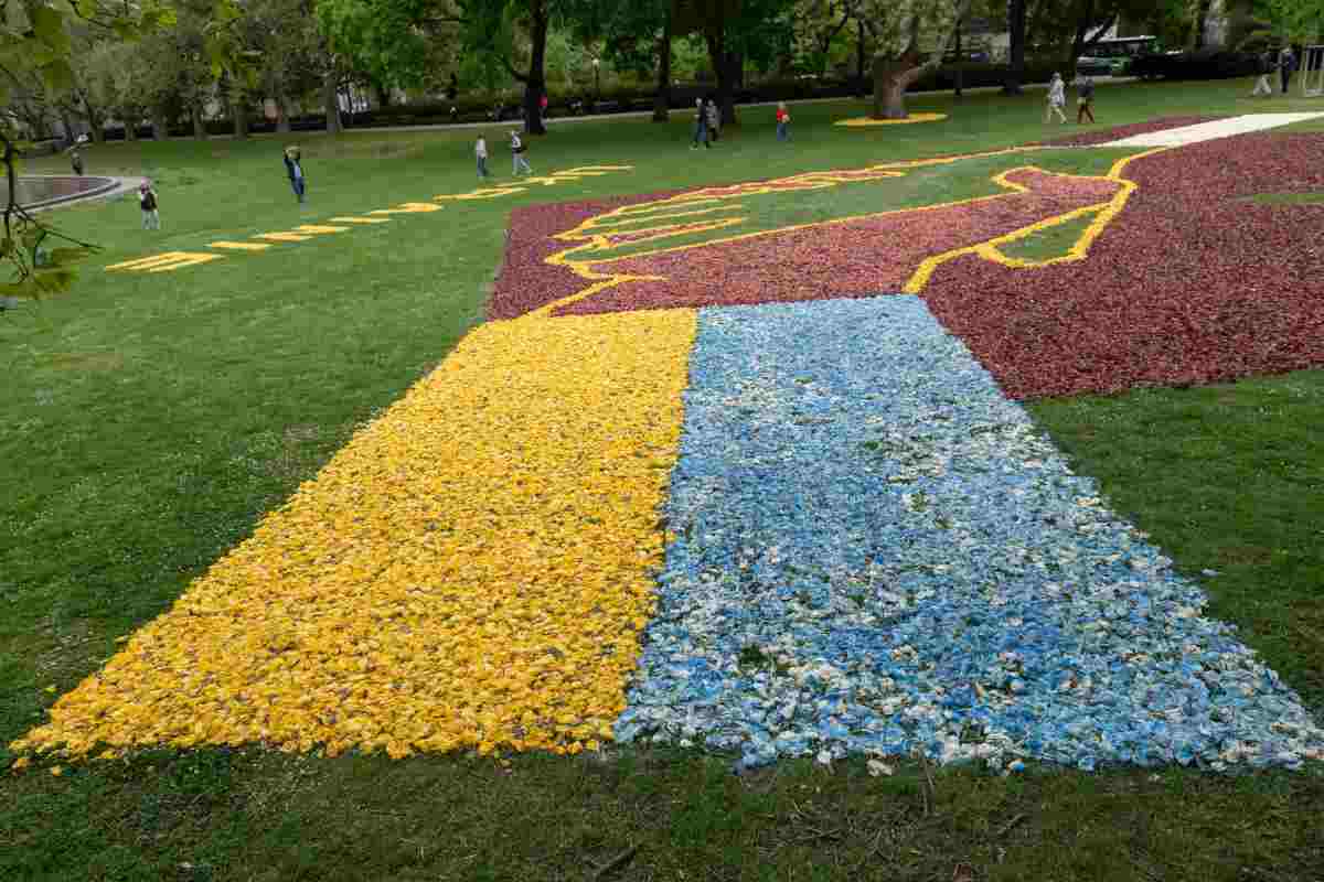 tappeto di fiori a due passi da Roma