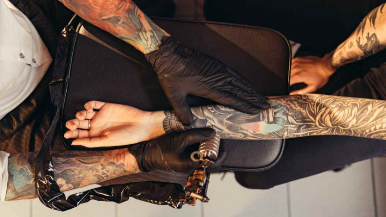 tatuaggio sul braccio 
