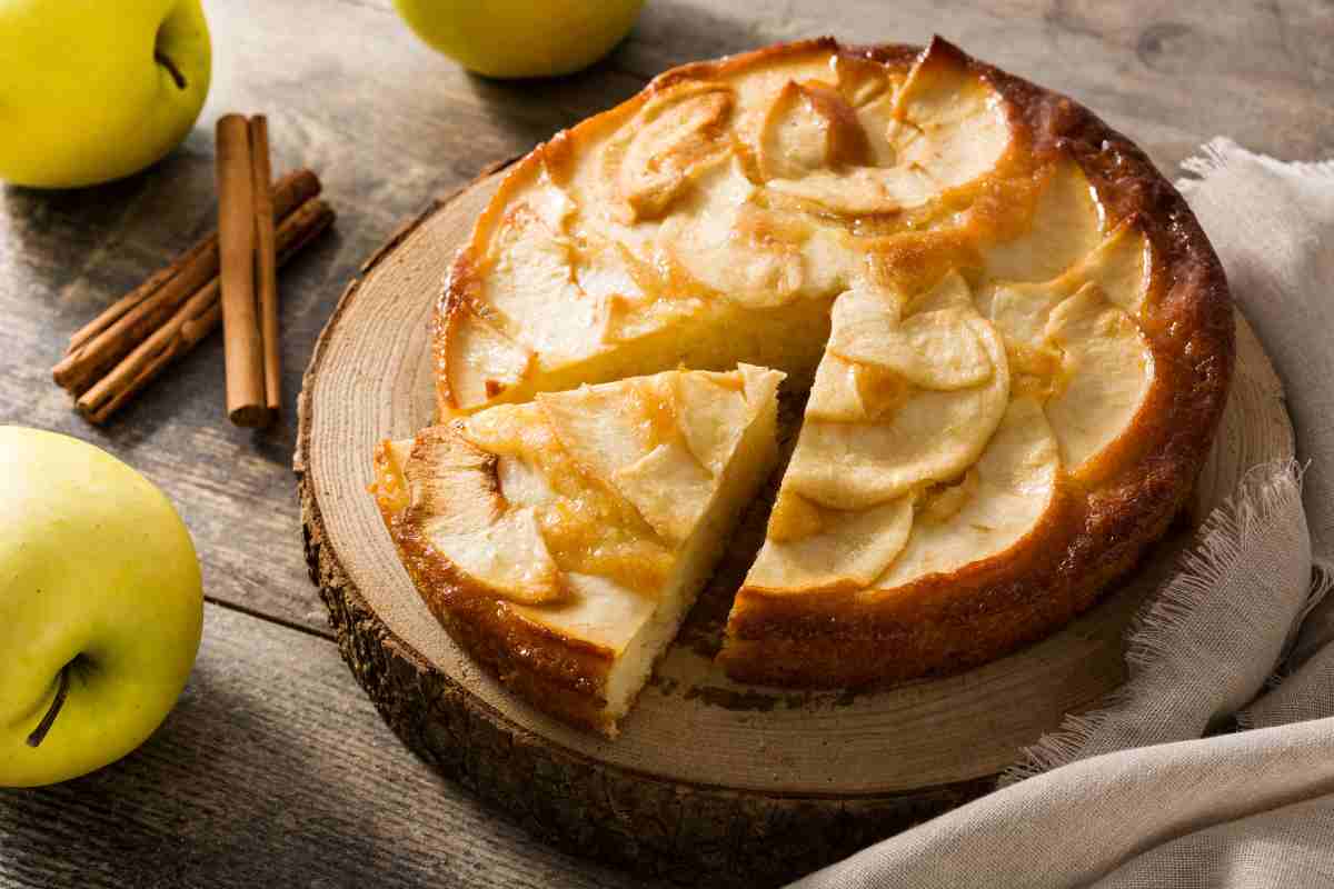 Torta di mele cremosissima: la ricetta