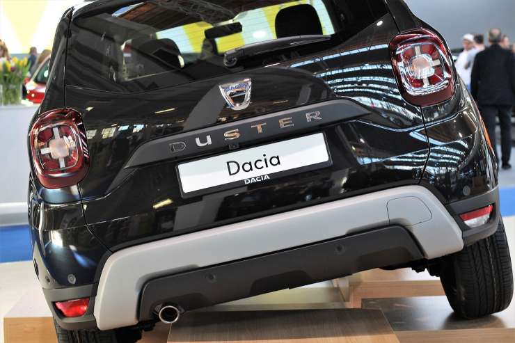 Dacia lancia nuovo allestimento per le sue auto