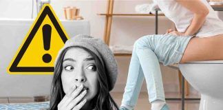 seduti in bagno troppo tempo fa male