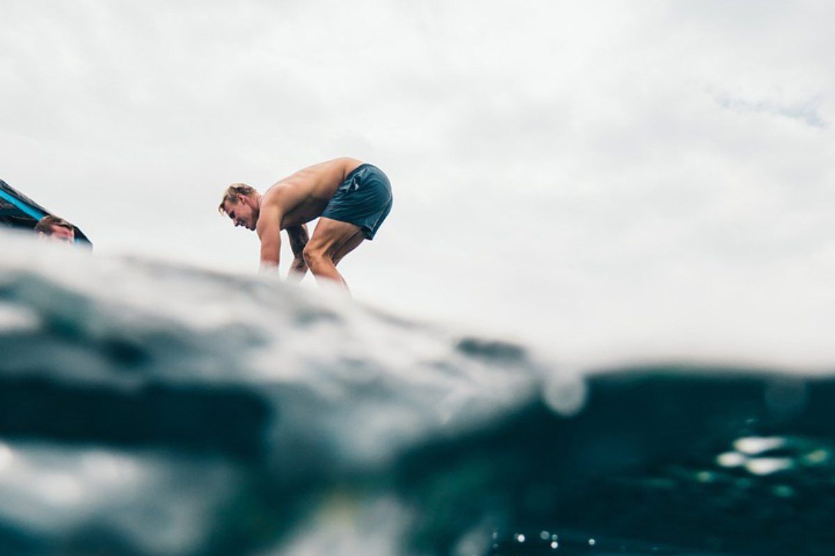 “Boat jumping”, di cosa si tratta la challenge su TikTok