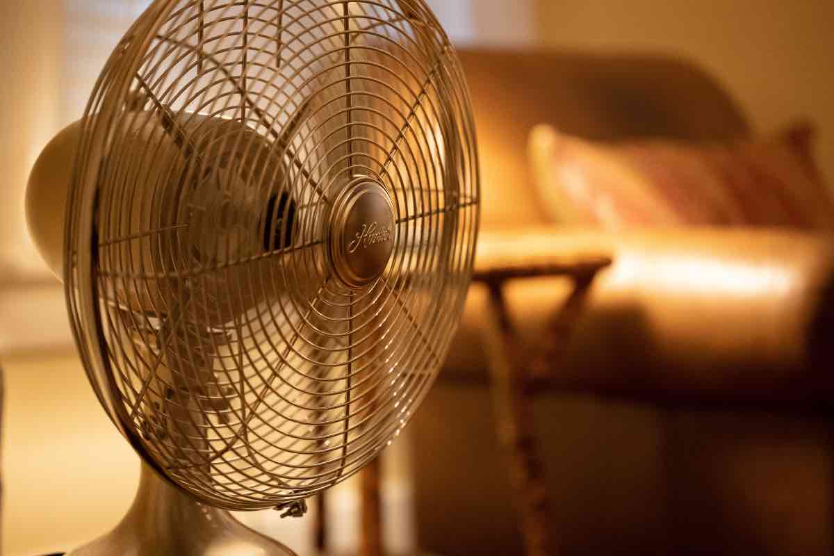 Il trucco per non avere più dolori alla cervicale col ventilatore