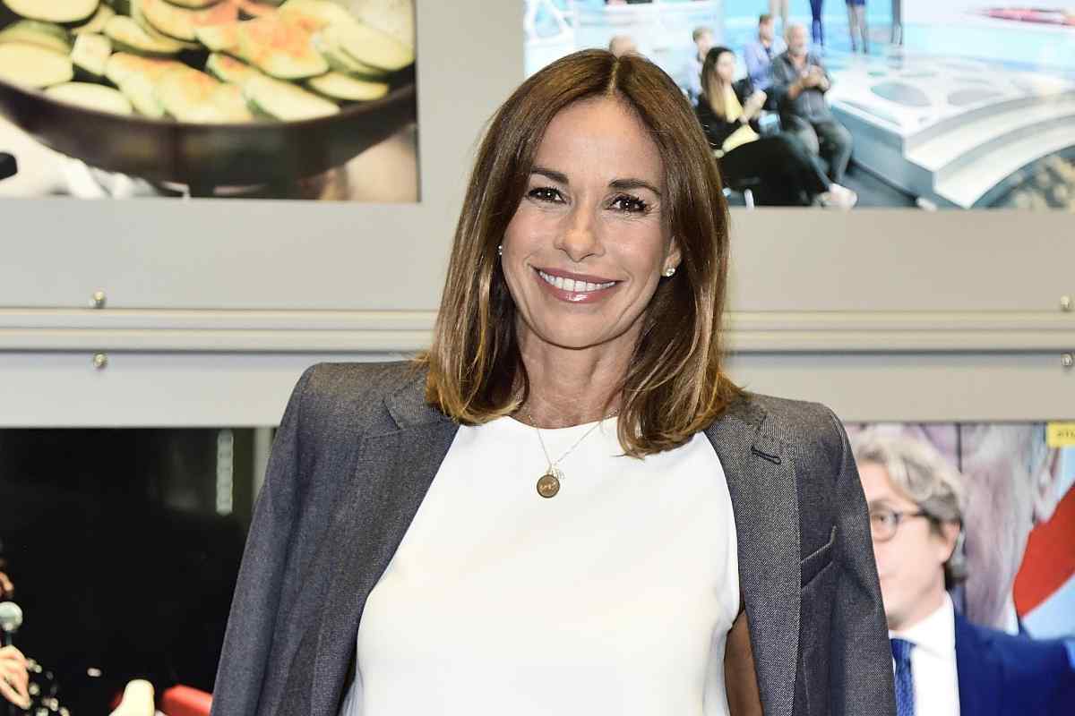 Cristina Parodi e il suo taglio di capelli