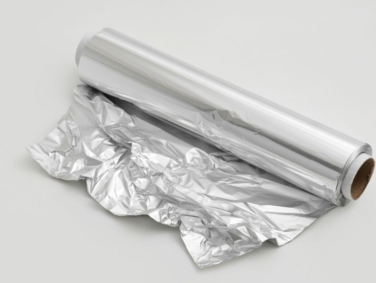 rotolo di carta argentata