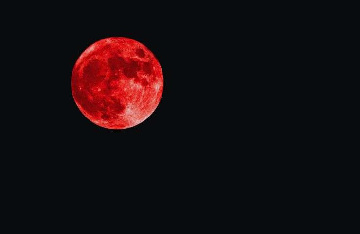 luna rossa